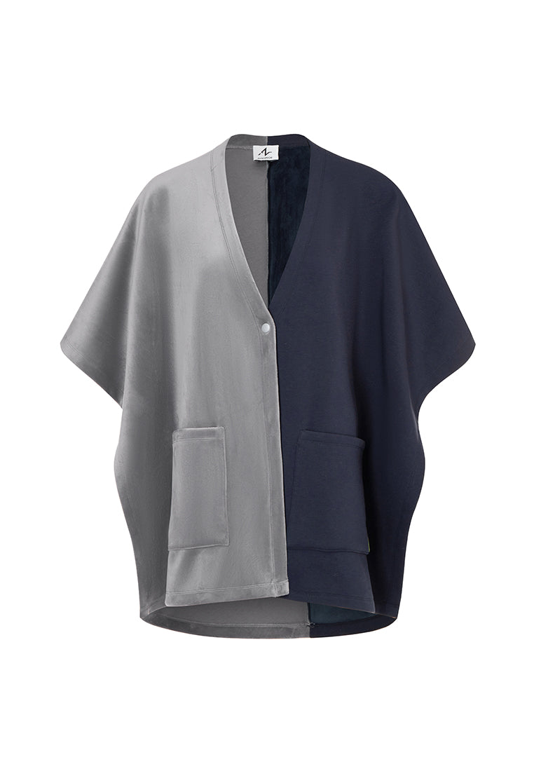 Everglade Easy-Fit Recycled Polyester and Organic Cotton 2-in-1 Shawl with Front Pockets