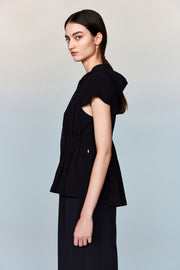 Artemis Water- and Wind resistant Long Sleeved Jacket with Pleated Waist
