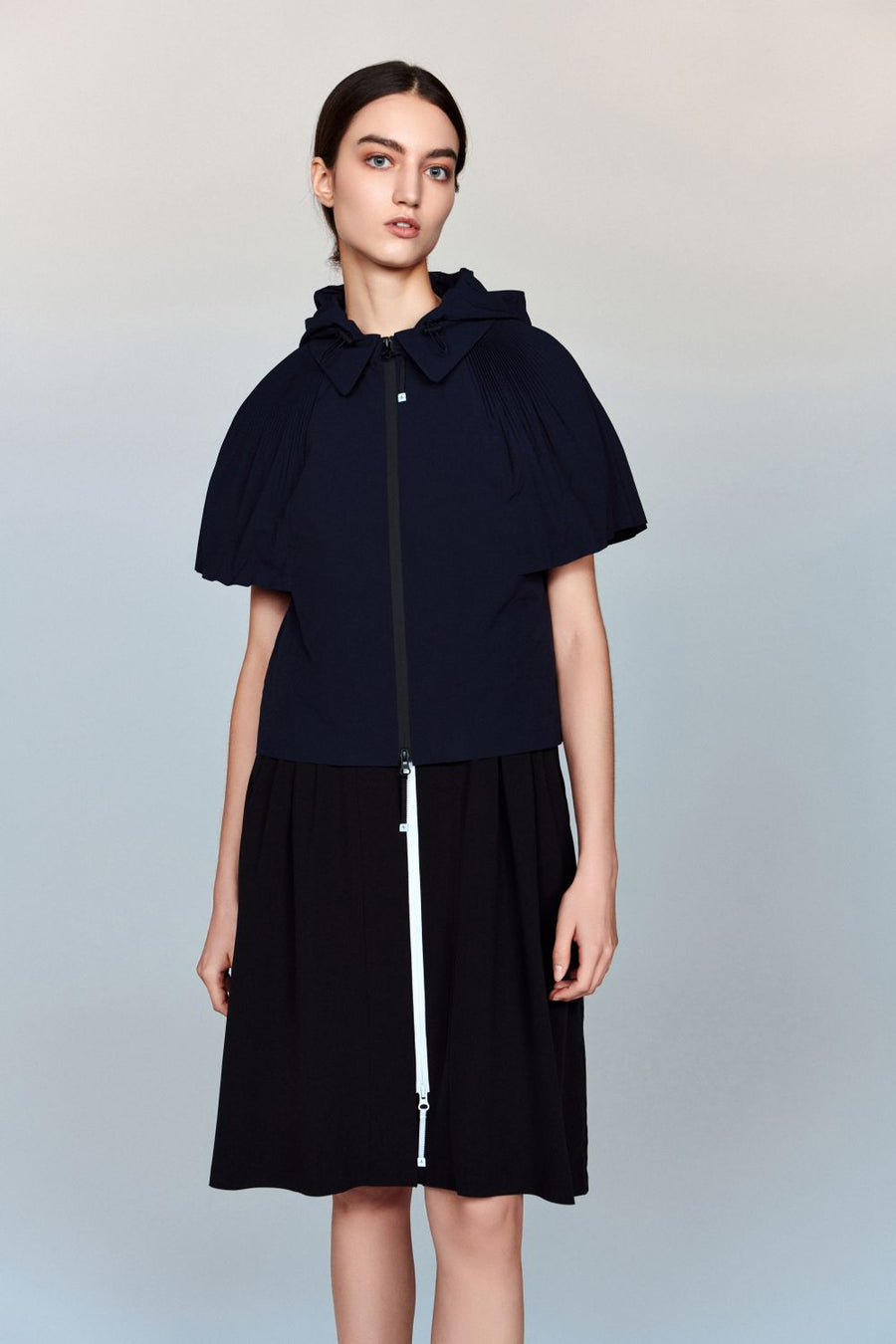 Bianca Essential Water- and Wind-resistant Jacket with Pleated Cape