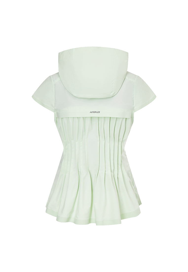 Artemis Water- and Wind resistant Long Sleeved Jacket with Pleated Waist