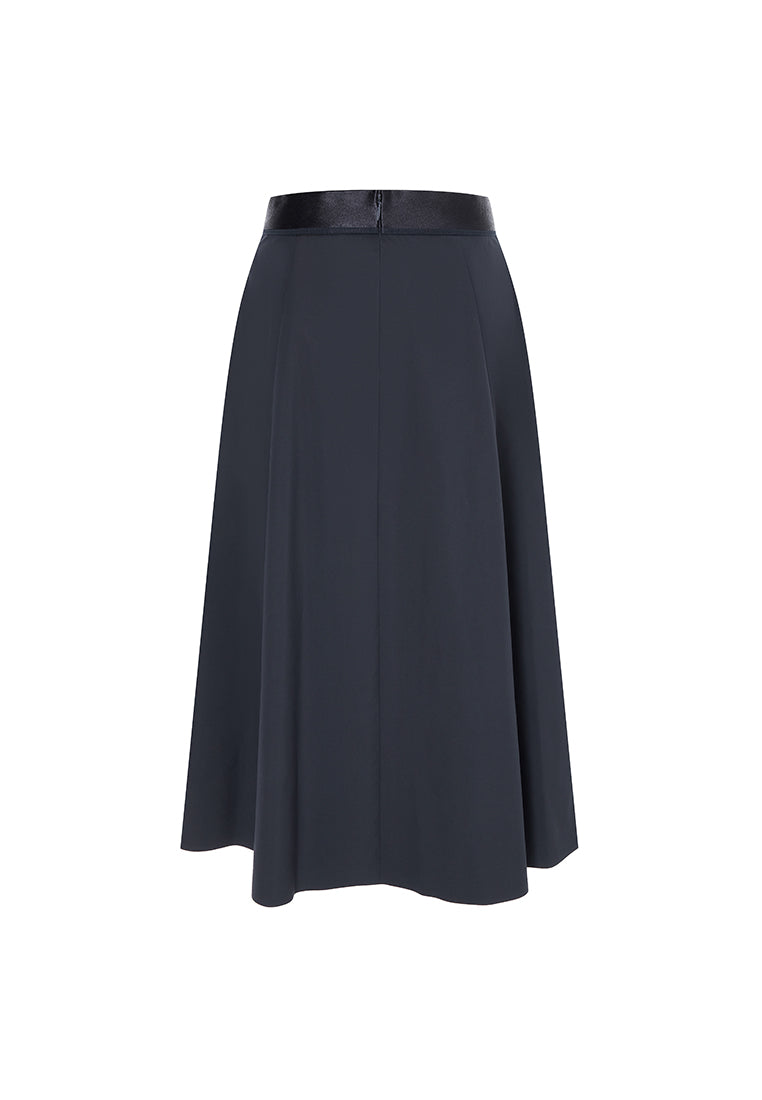 Bianca Essential Water- and Wind-resistant Midi Skirt with Pleated Panels