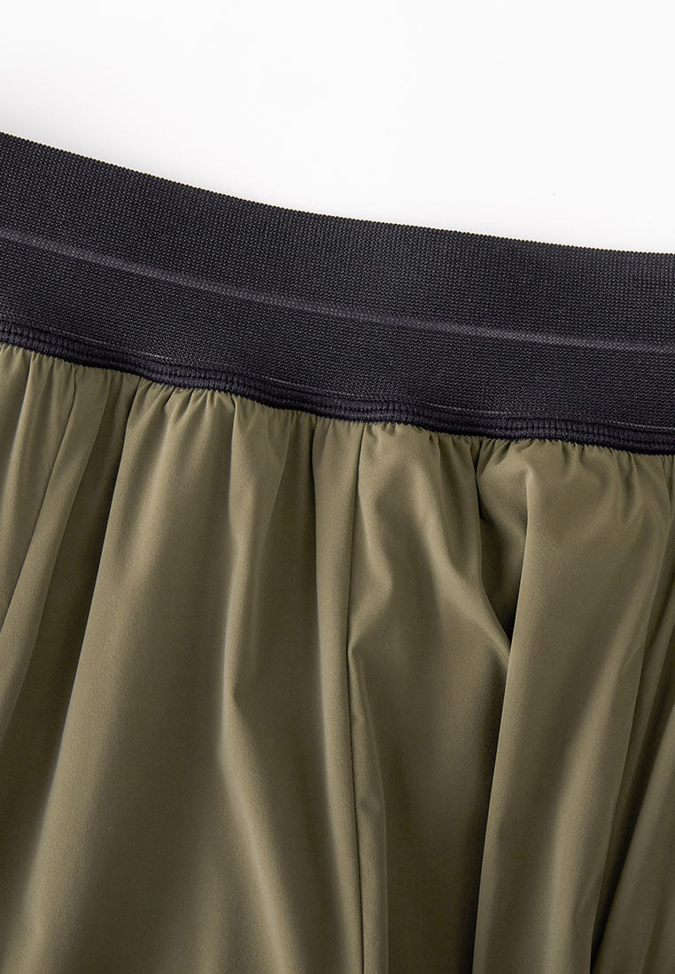 Jetsetter Water-Resistant Stretch Mini Skirt