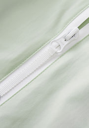 Artemis Water- and Wind resistant Long Sleeved Jacket with Pleated Waist
