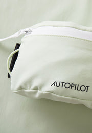 Eros Water- and Wind Resistant Windbreaker with Pleated Panels
