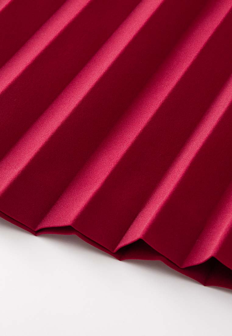 Bleeker Sustainable Nylon Water-Repellent Anti-Crease Pleated Skirt