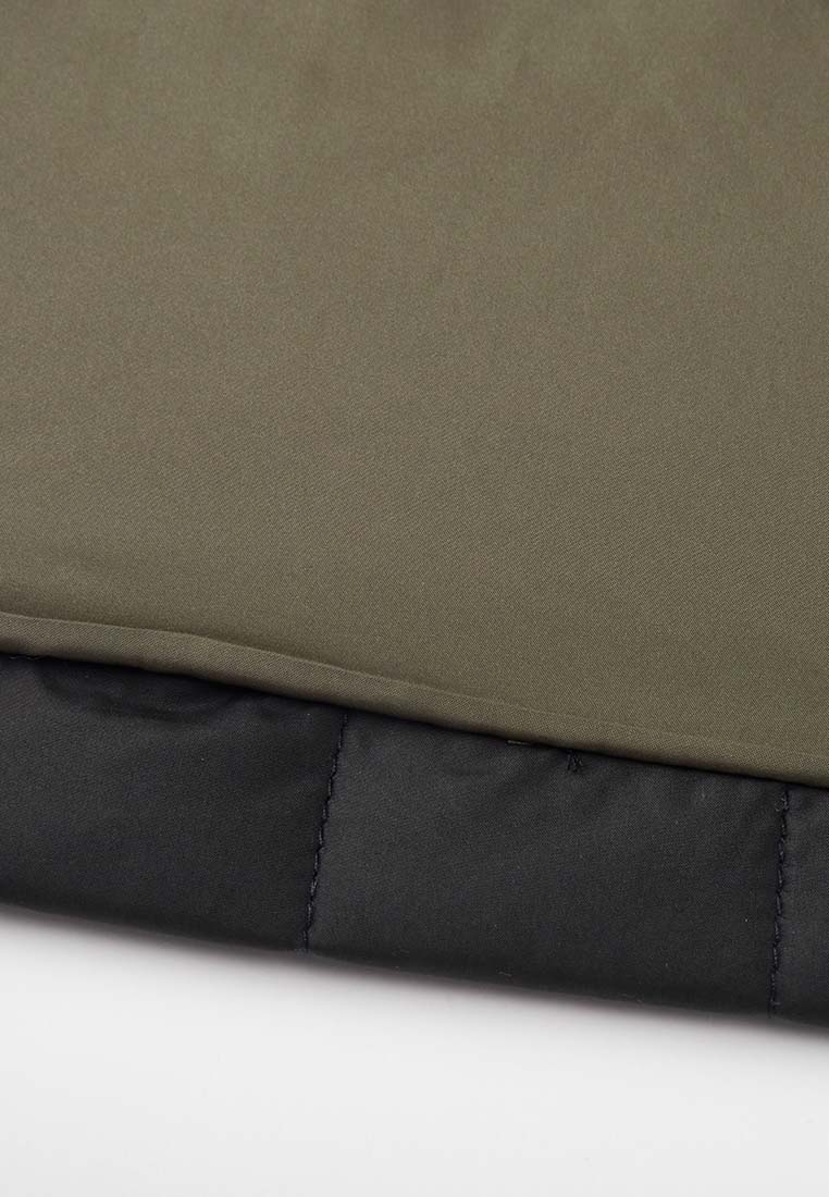 Sequoia 2-in1 Vest with Sustainable Padding and Detachable Pouch