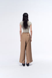 Nicole Sleeveless Fitted Turtleneck