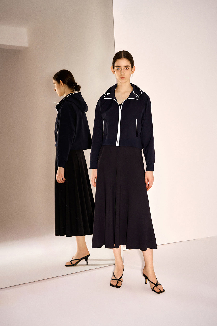 Simone Water and Wind-resistant Short Hoodie