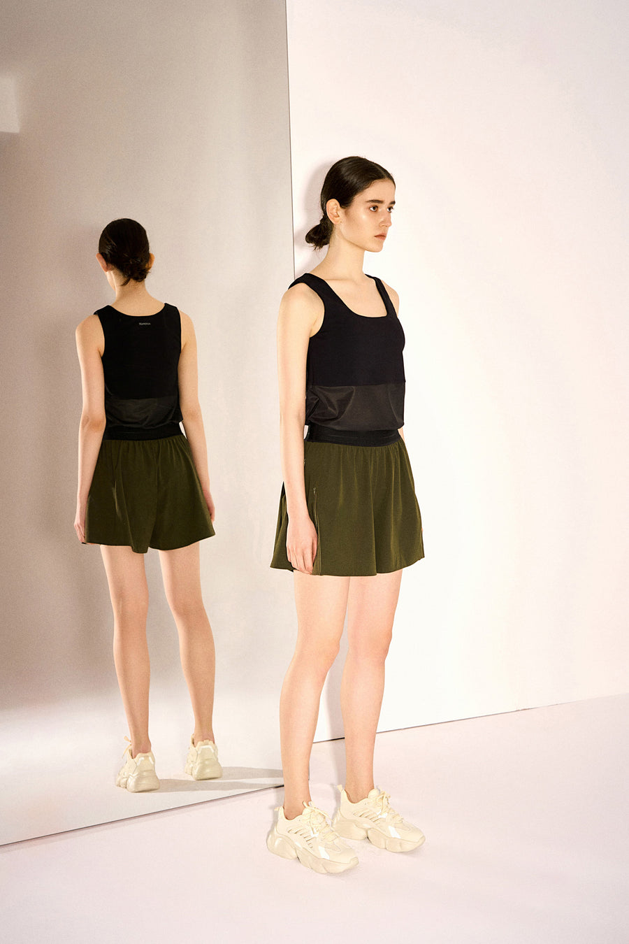 Fun Run Water- and Wrinkle-resistant Convertible Pleated Running Shorts
