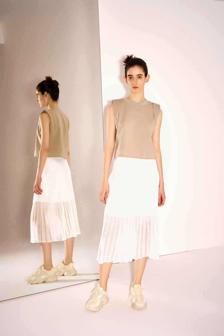 Hot Shot Easy-care Lightweight Pleated Skirt