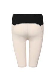 Flex Smooth Above-The-Knee Short