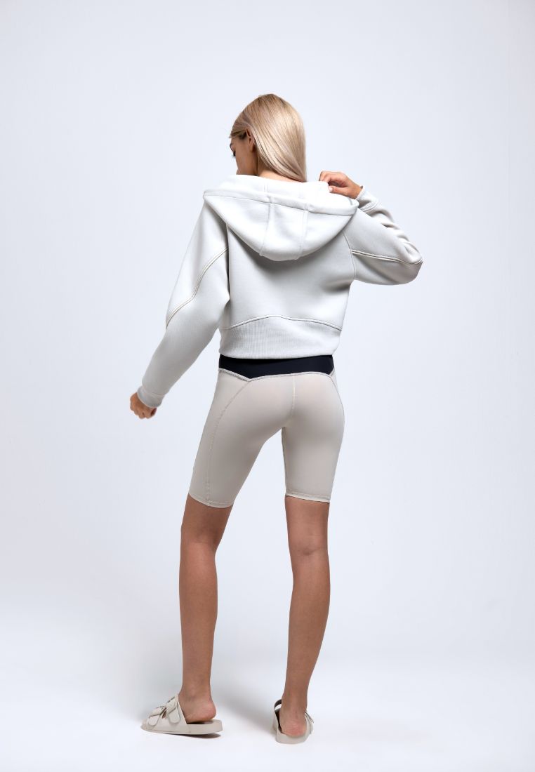 Flex Smooth Above-The-Knee Short