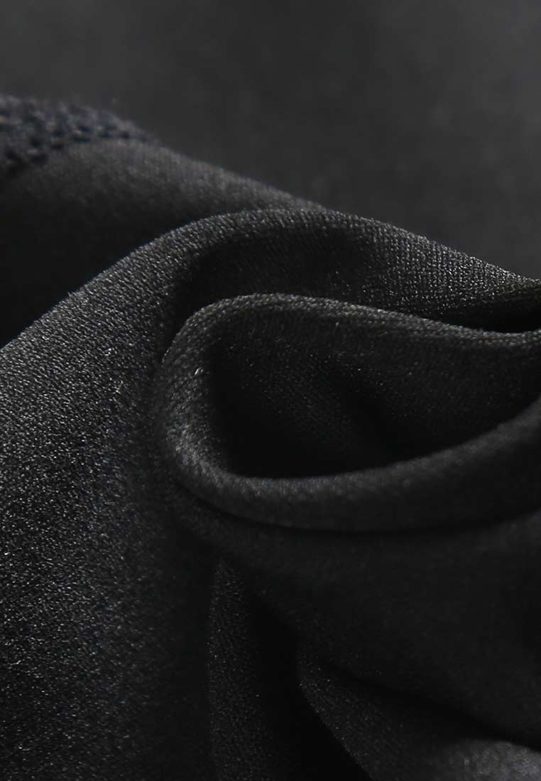 Nicole Sleeveless Fitted Turtleneck