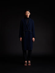 model wear Navy Paddington trench coat