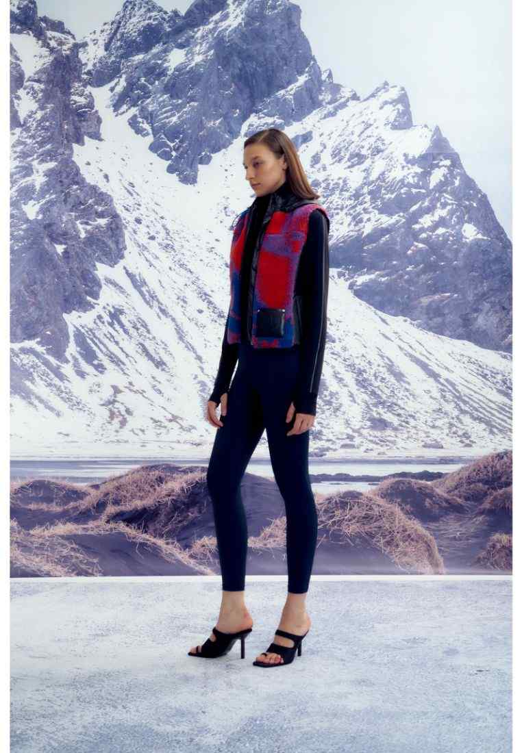 Sensor Reversible Fleece Vest