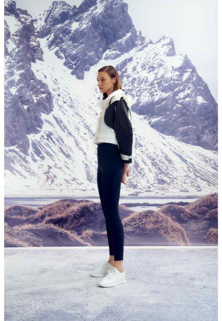 Evolve Modular Water Resistant Cropped Jacket