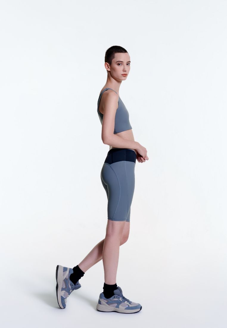 Flex Smooth Above-The-Knee Short
