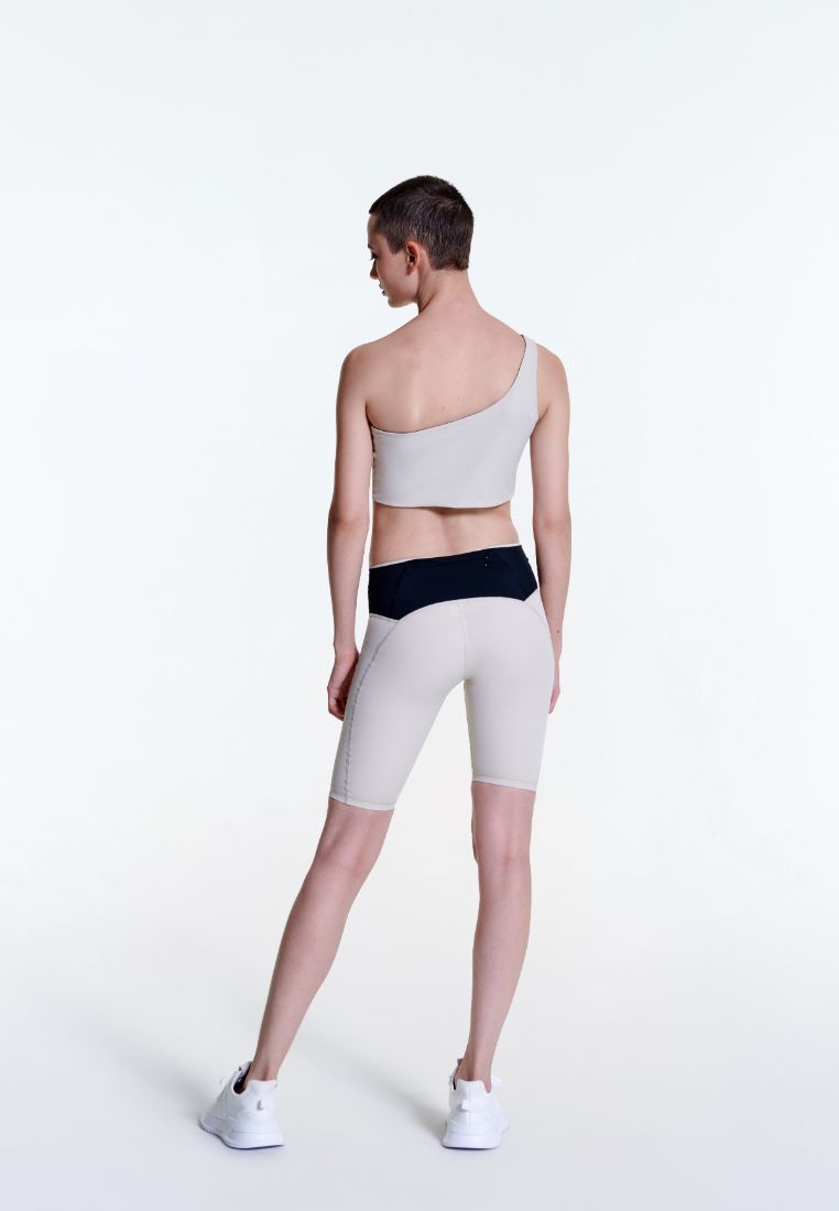 Flex Smooth Above-The-Knee Short
