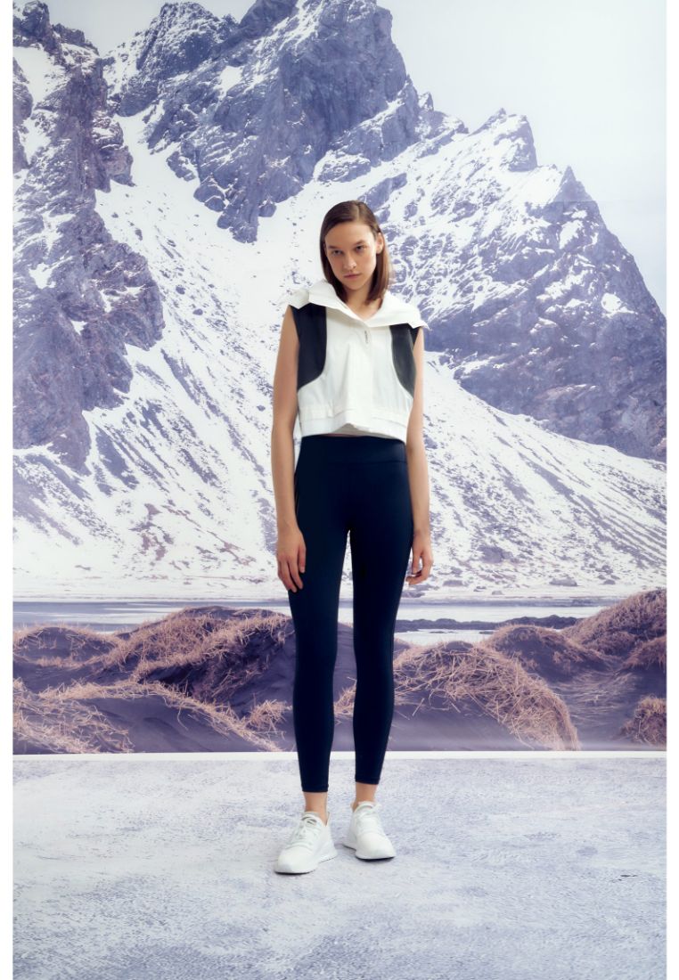 Evolve Modular Water Resistant Cropped Jacket