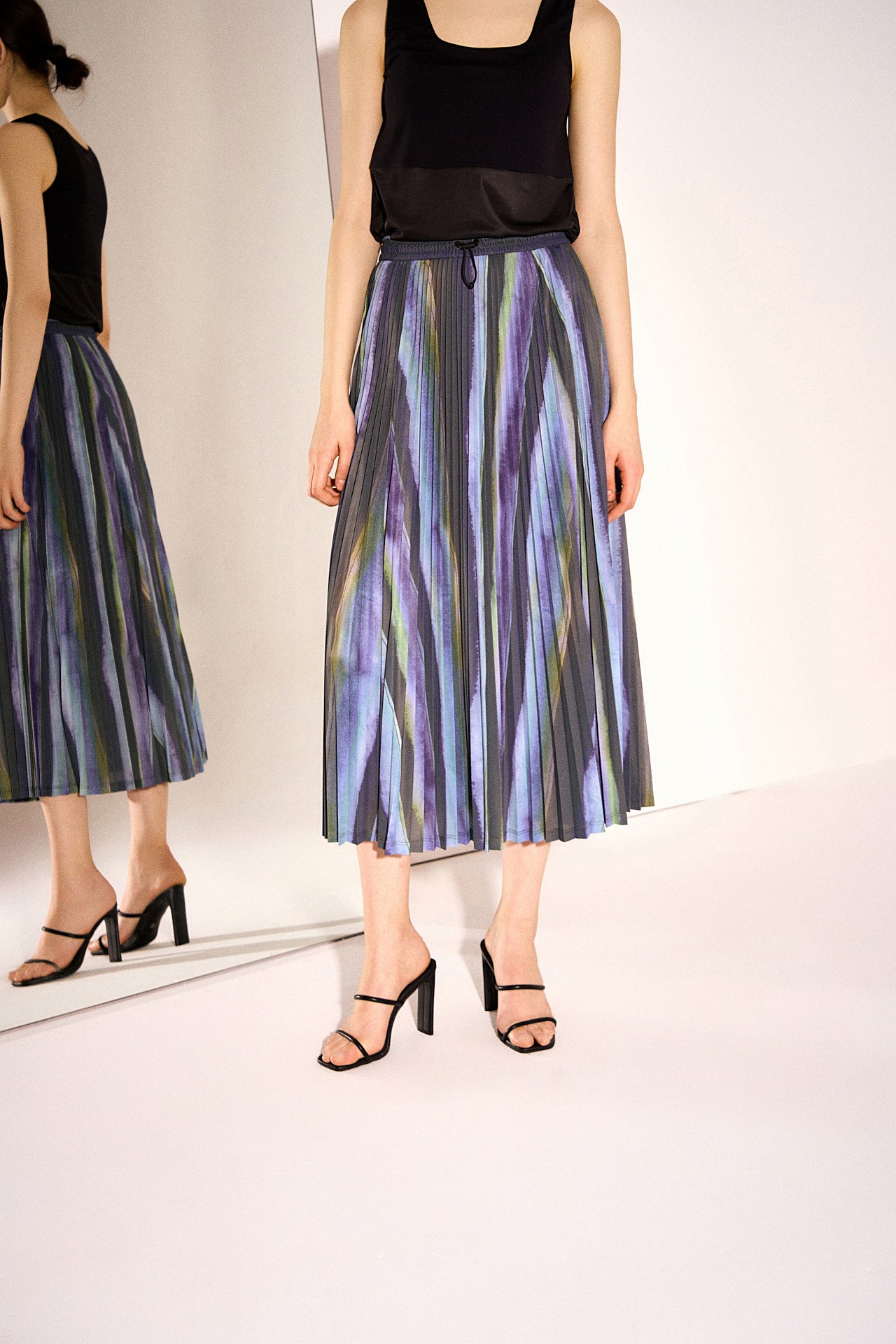 Blue iridescent clearance pleated midi skirt